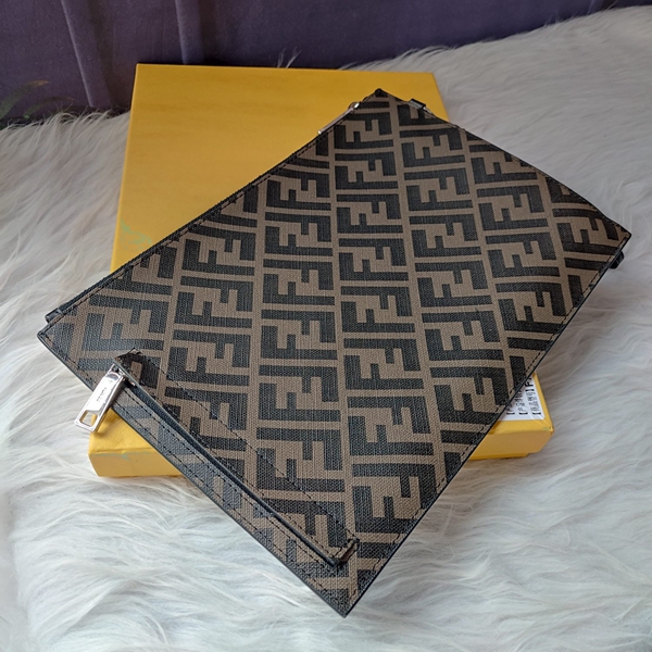 超激安ブランド財布偽物側面デザイン